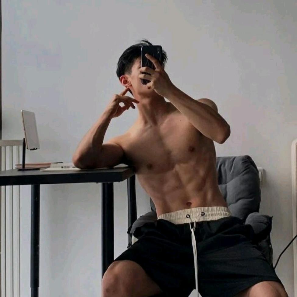 邱明困了💤