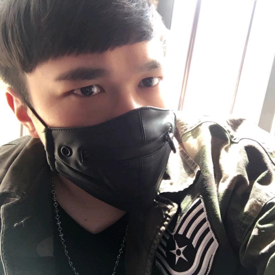 肉鹏鹏爱健身
