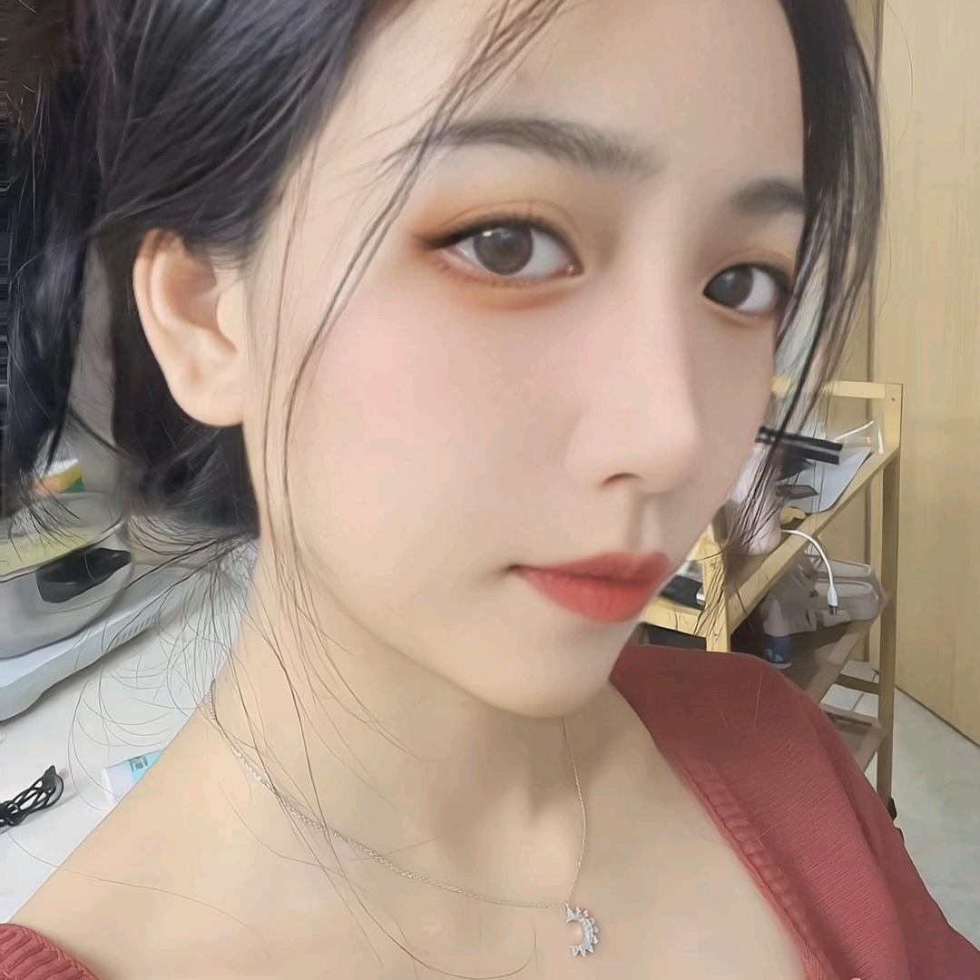 阳光开朗大女孩