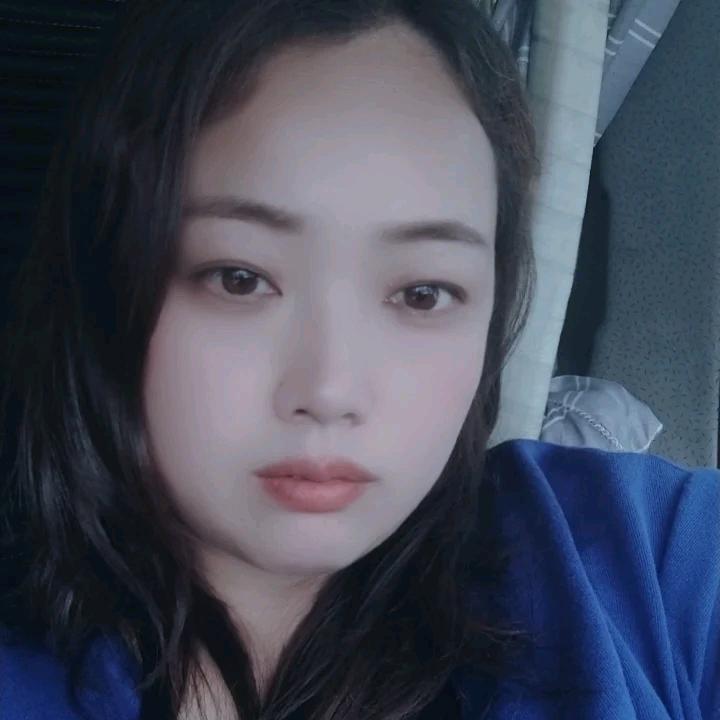 周琴