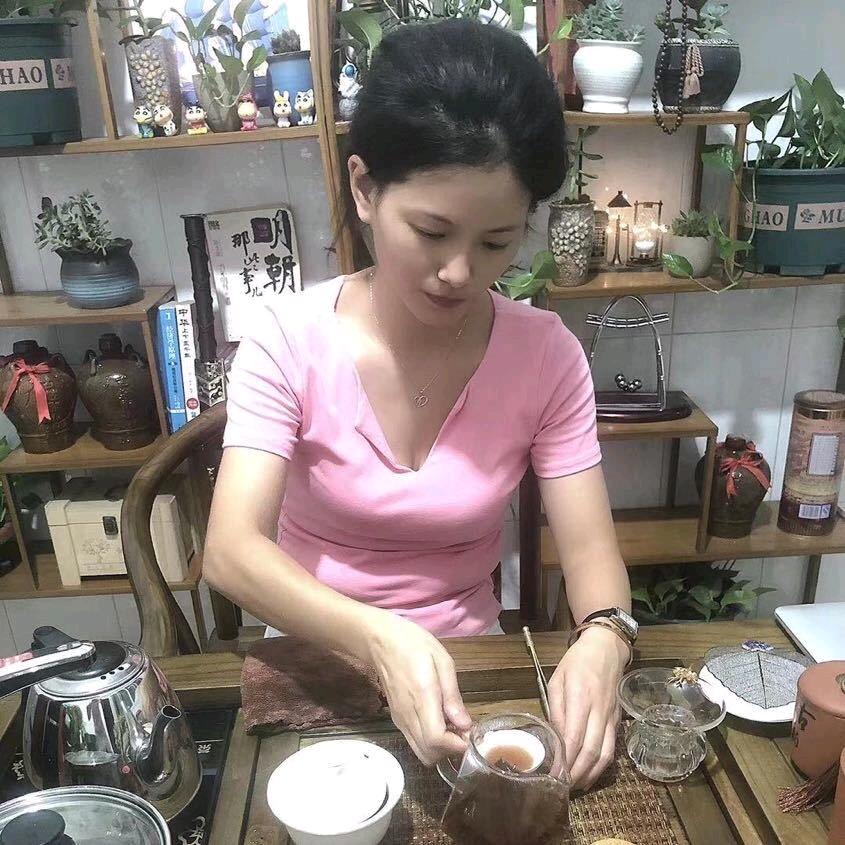 老板娘🌈
