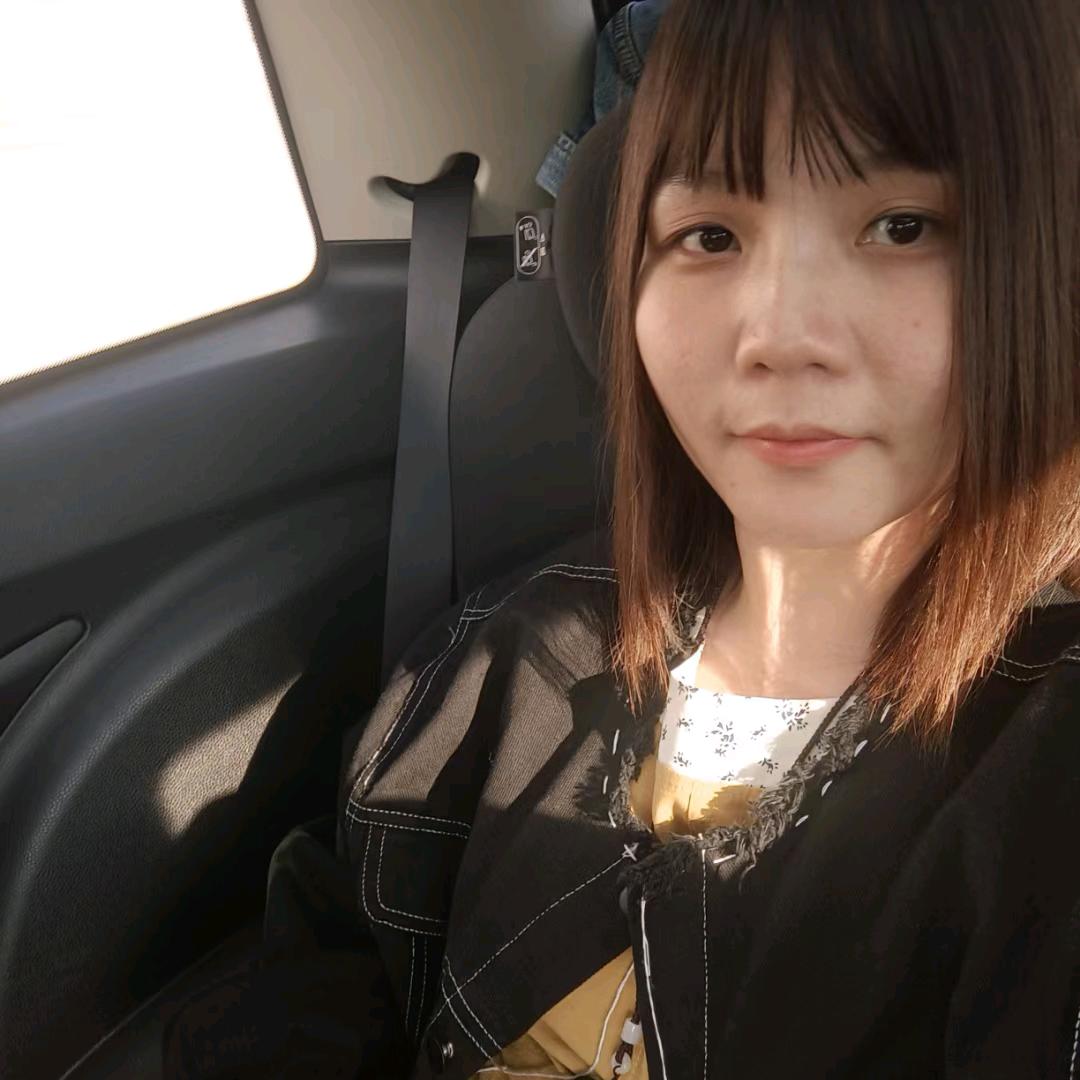 彭晓晖（彭沐菡）