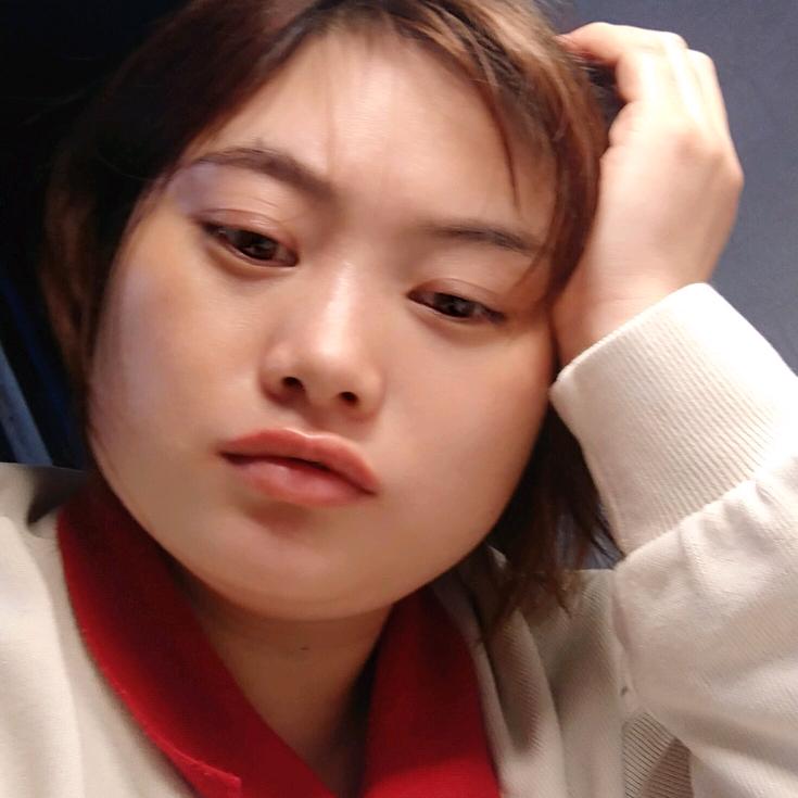 四川妹儿会琴