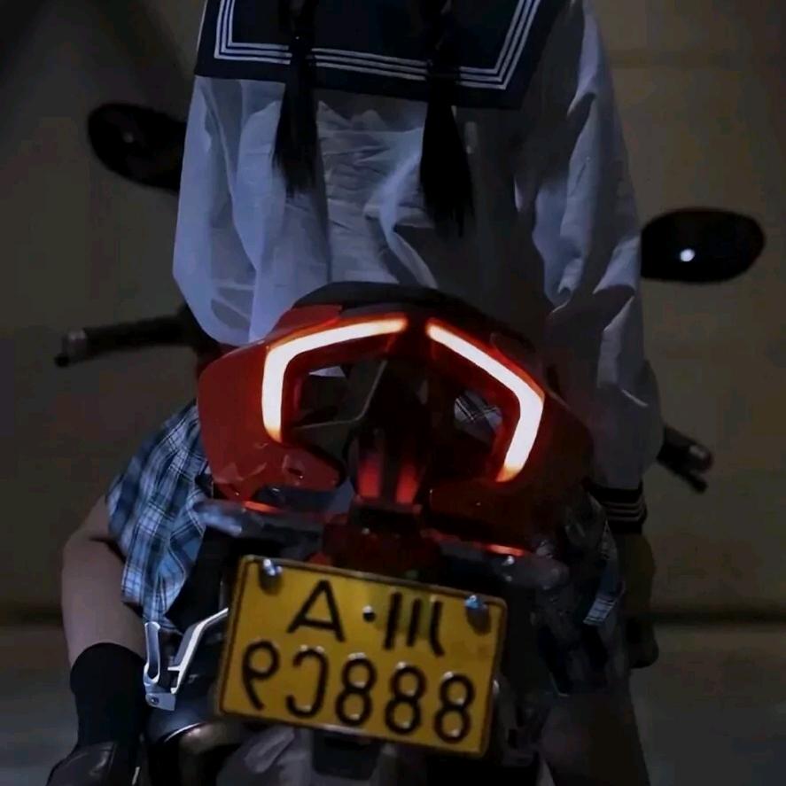 迪迦凹凸man