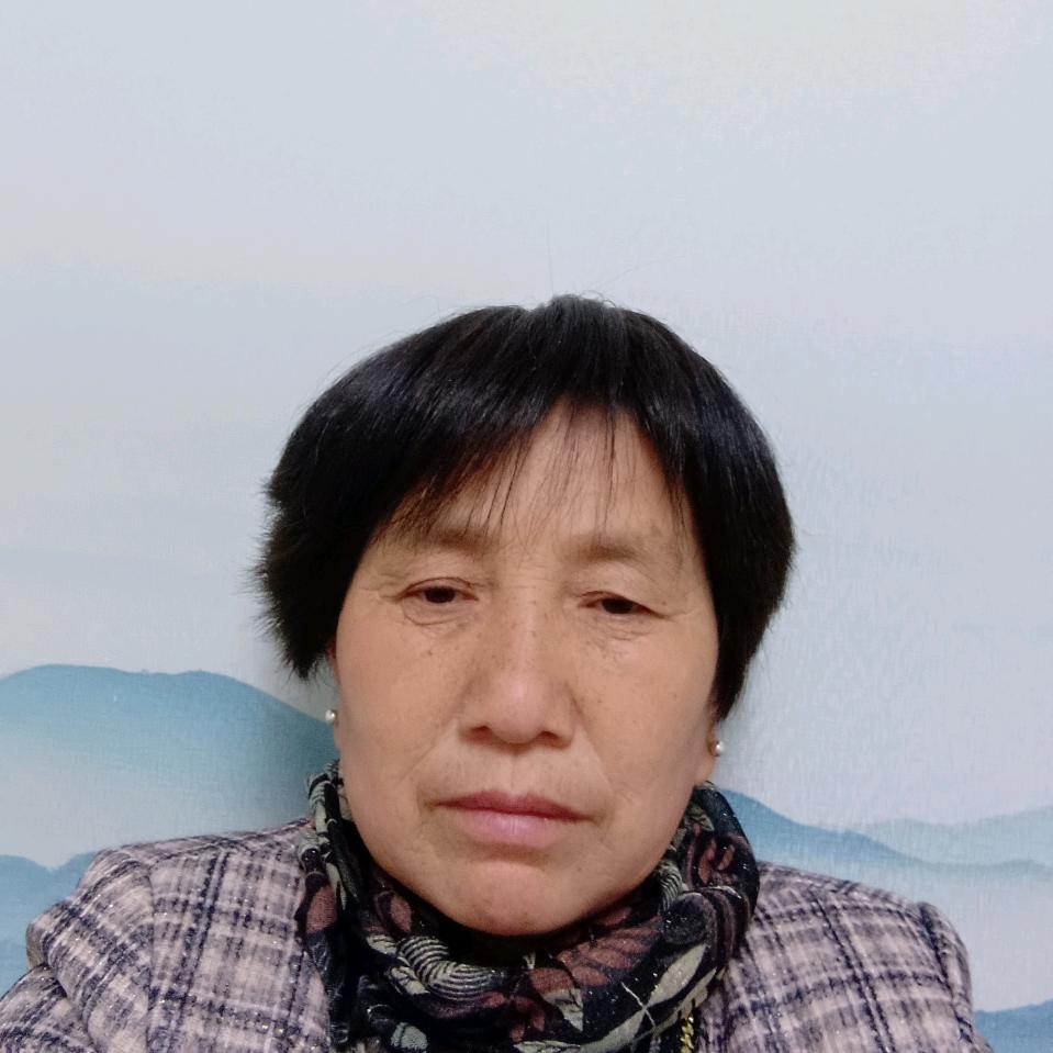 云云姐（上午9：10开播刚开播）