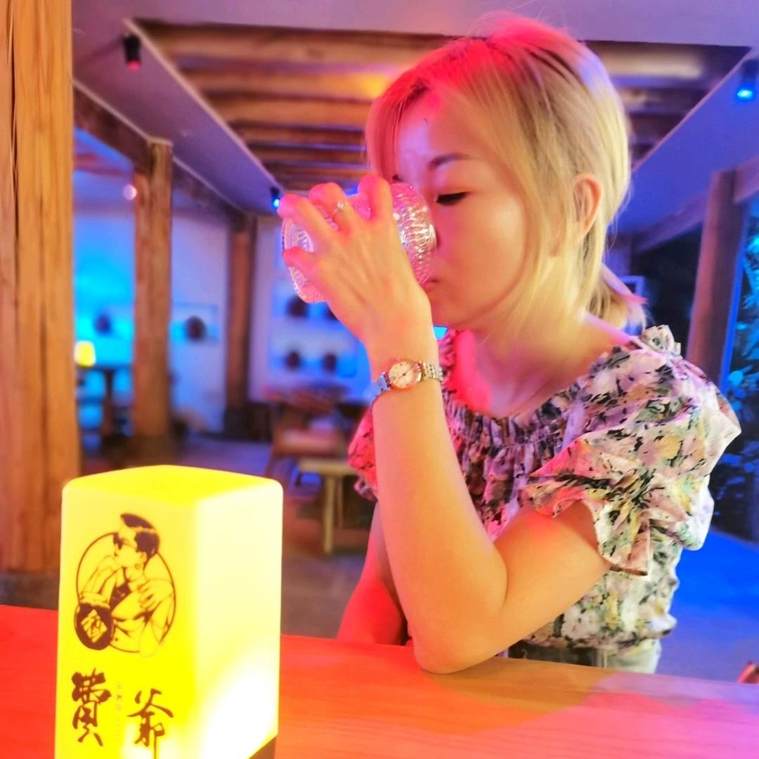 英子探店