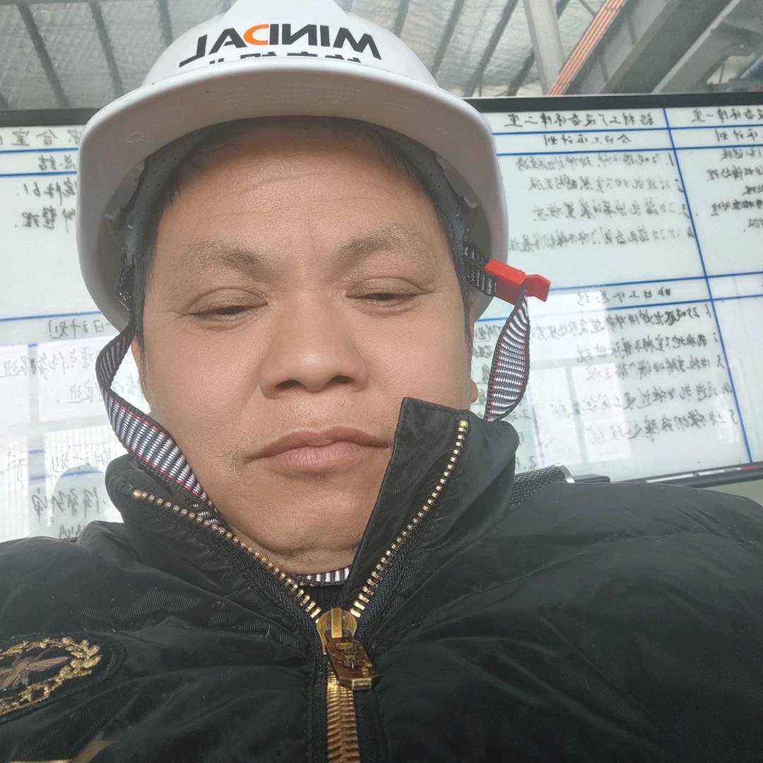 阿龙