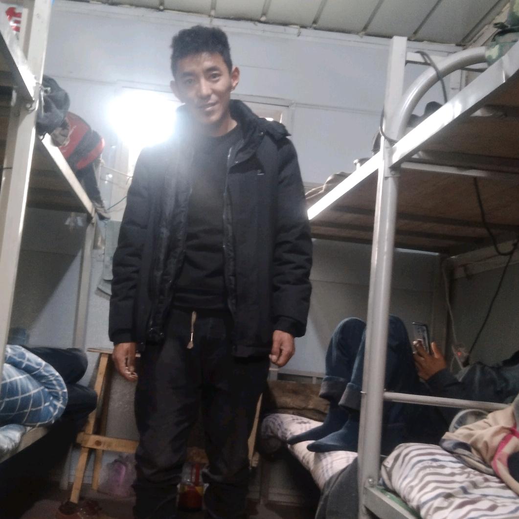 查达：阿亚
