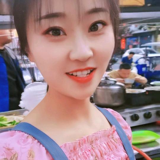 兴平女娃娃（摆摊锡纸砂锅）