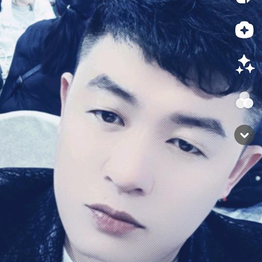 嫩江市萨尔勒辣子牛肉牛杂面店