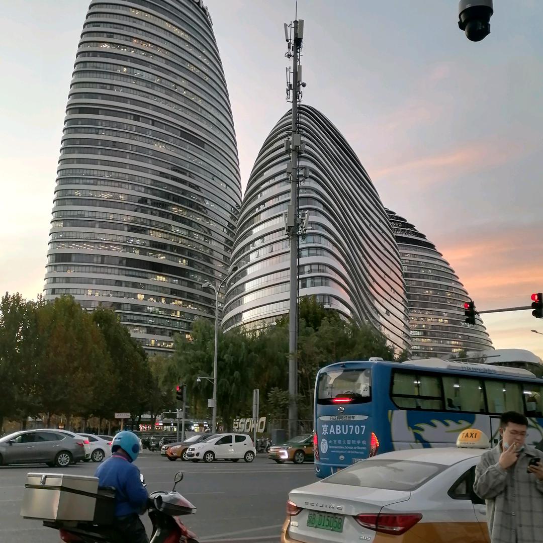 没有岁月静好只有负重前行