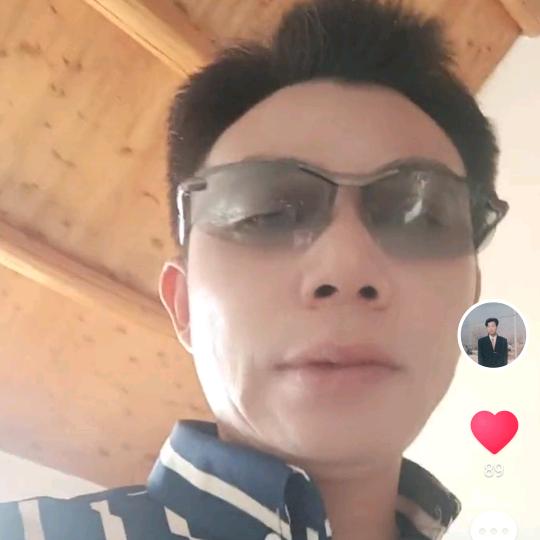 学亮哥