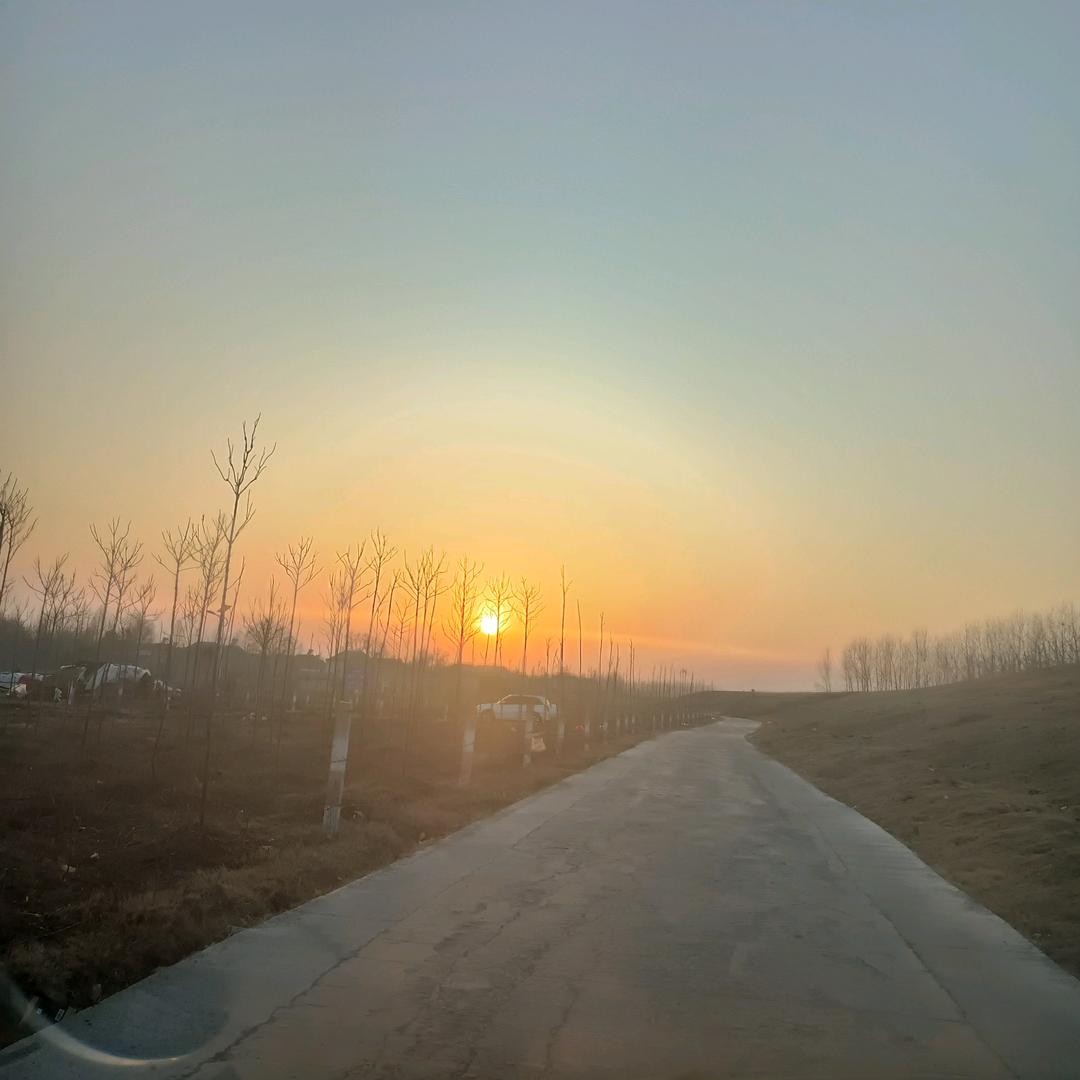 芳香商行粤桂特产老板娘