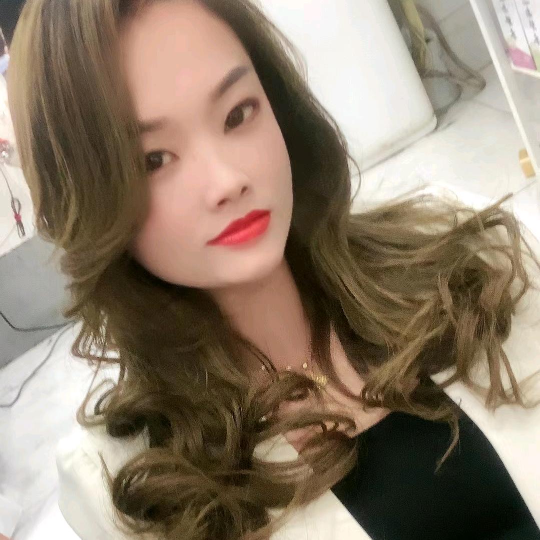 杨飞