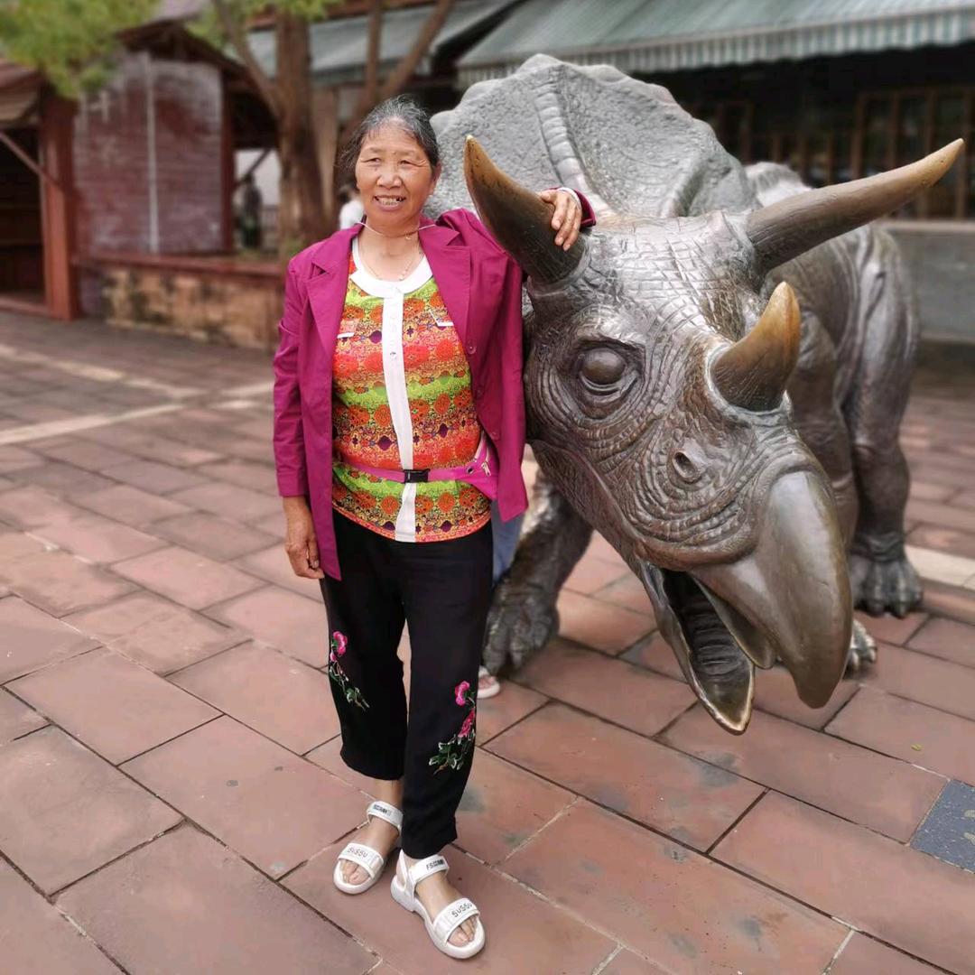 月亮之下