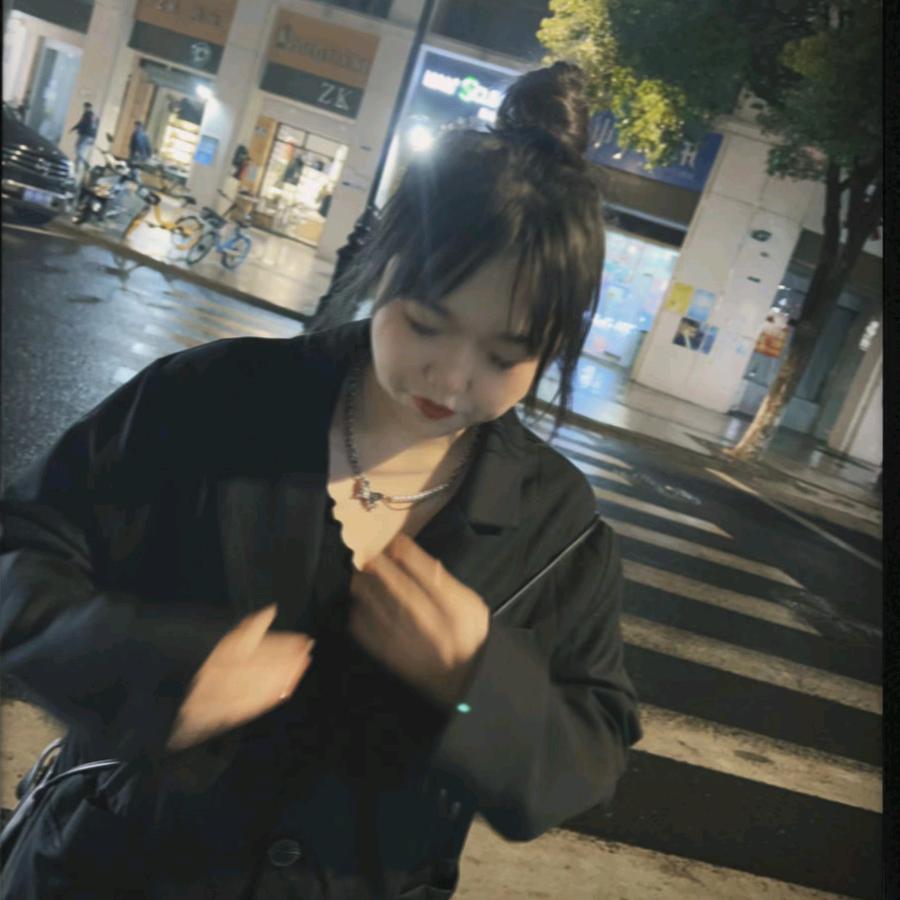 初且