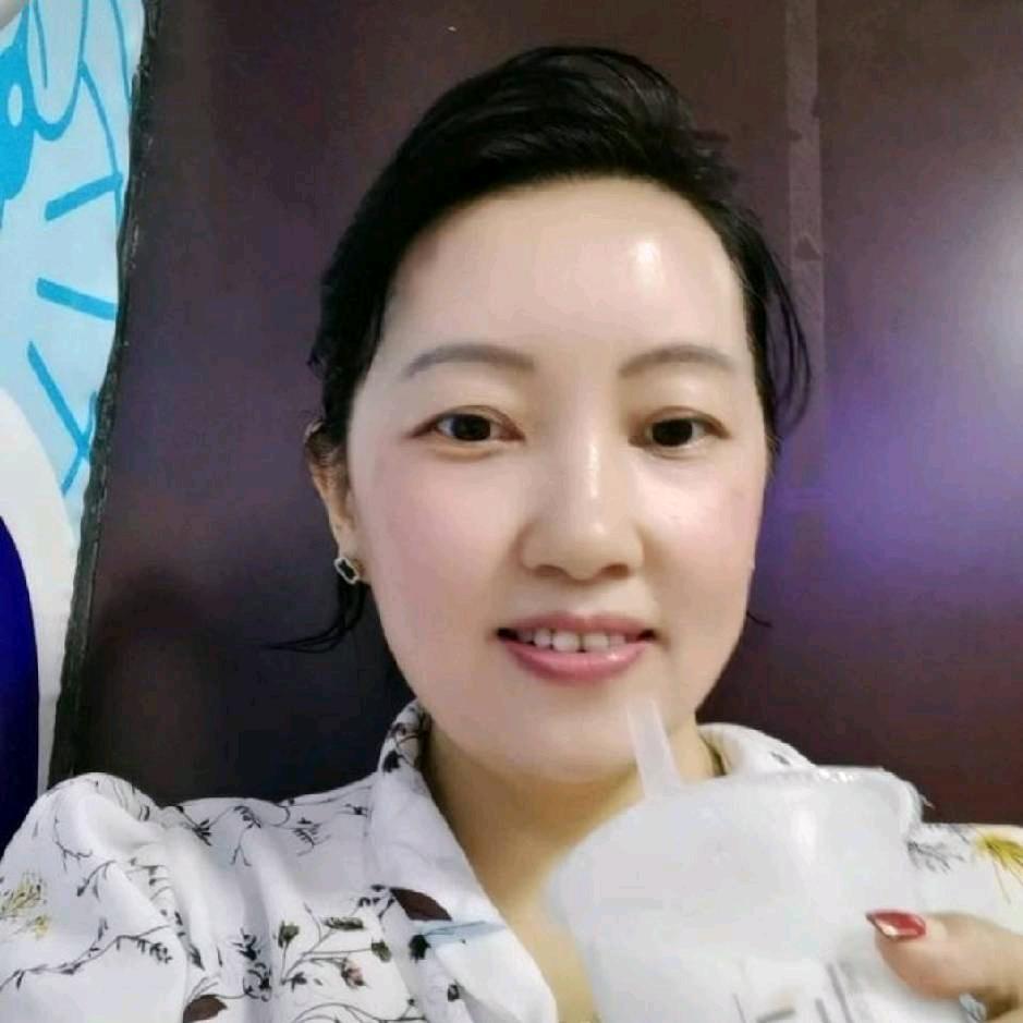 小丫🇨🇳🇭🇰