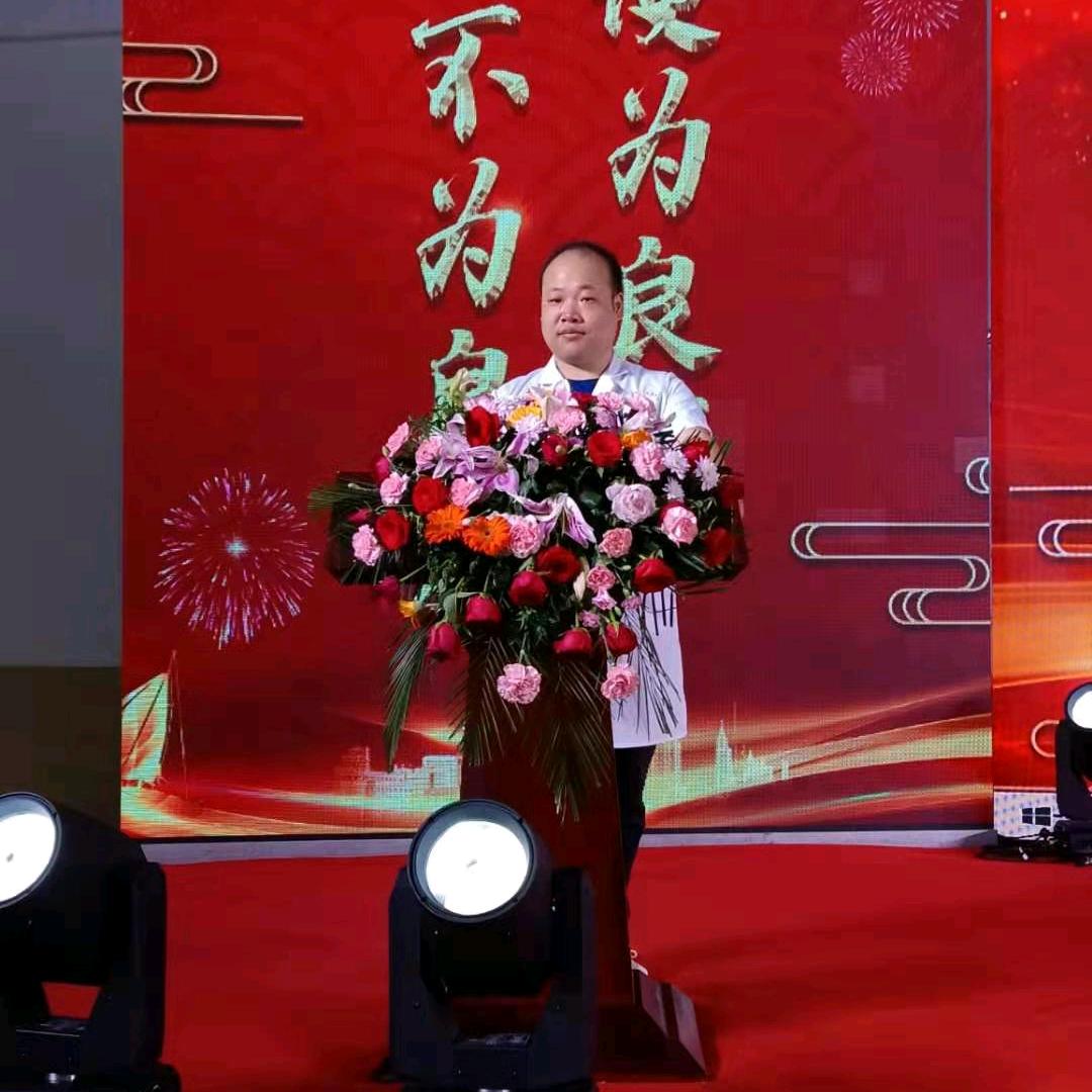 纪师育儿说
