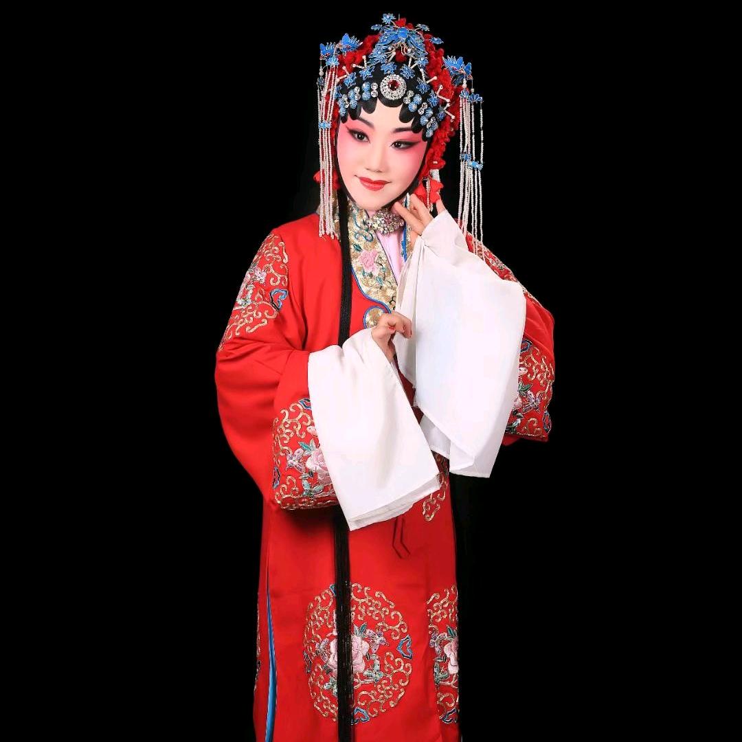晋剧演员李苗