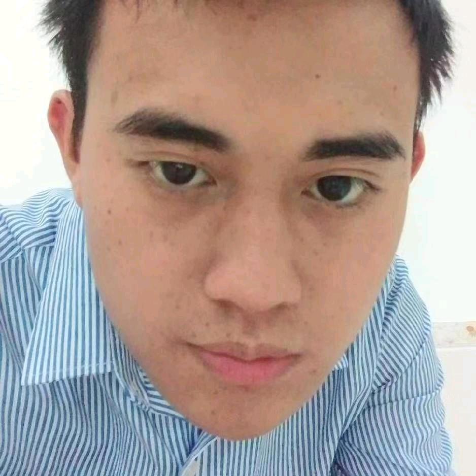 洪尼亚汤姆斯迈克尔贝