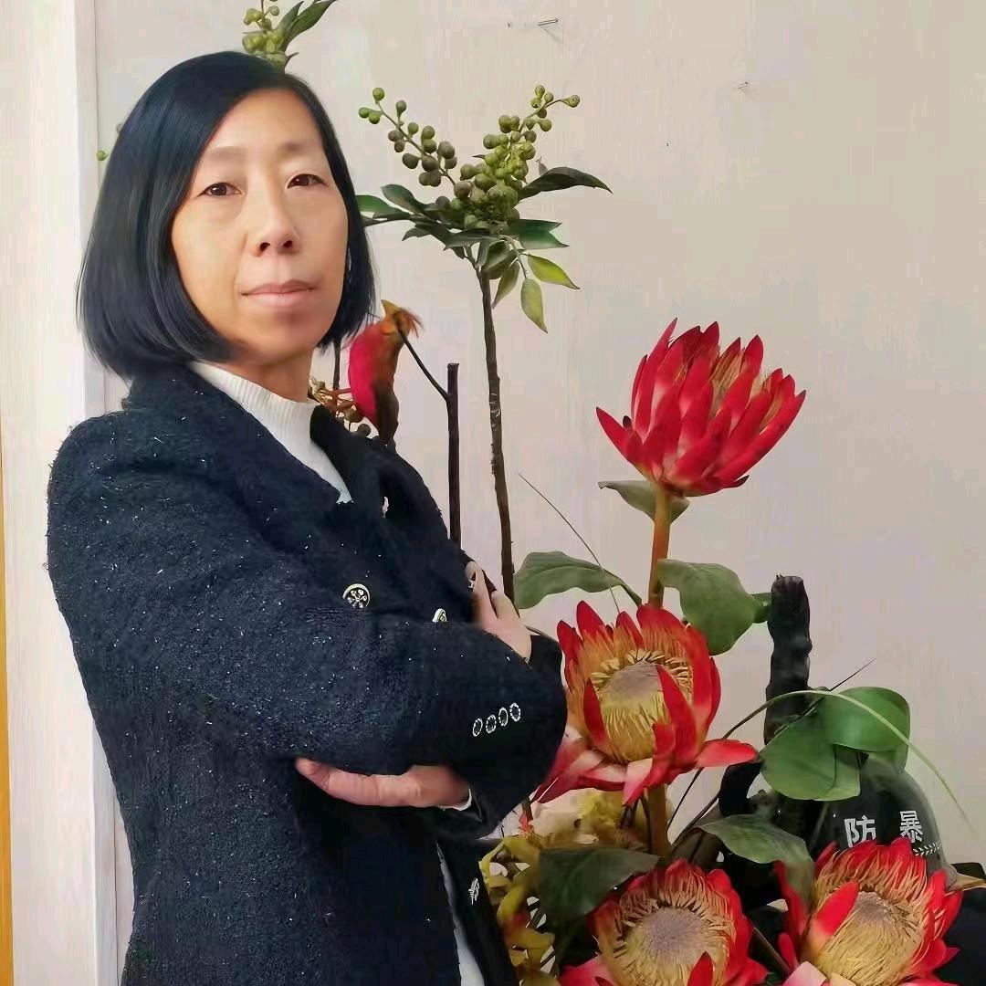 万姐 10月18日13:30开播