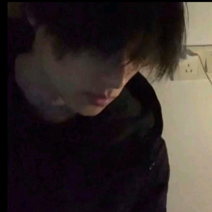 小钰.