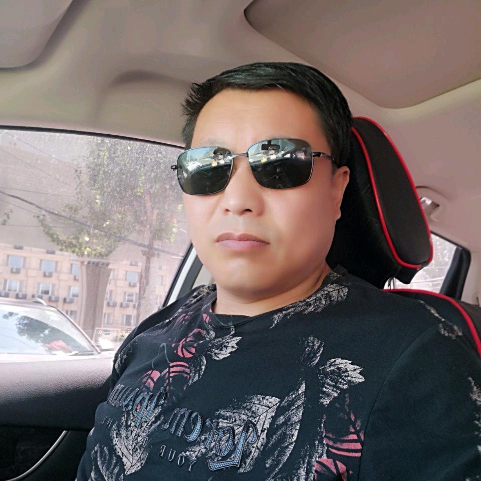 辉哥，实木家具