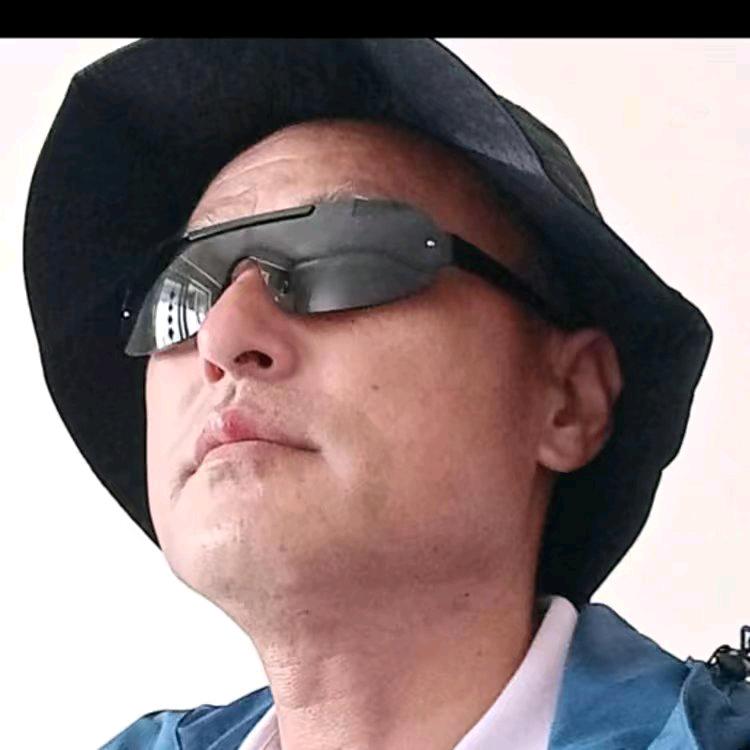 黄局🎤🎧🎸