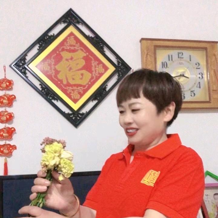 陈京荣