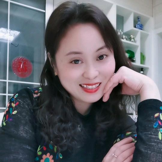 小小妹🌹🌹🌹