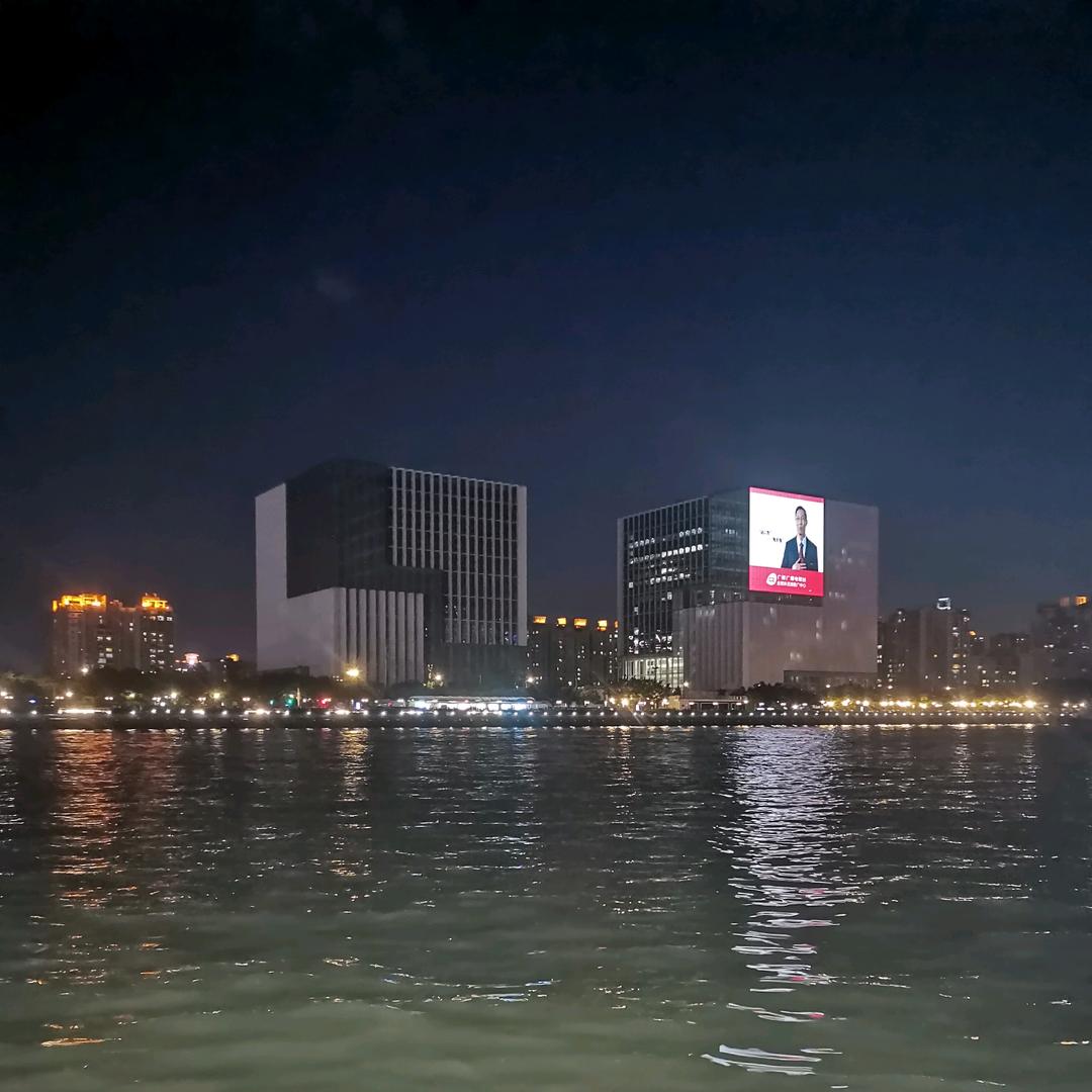 茶小阿CHAXIAOA女装
