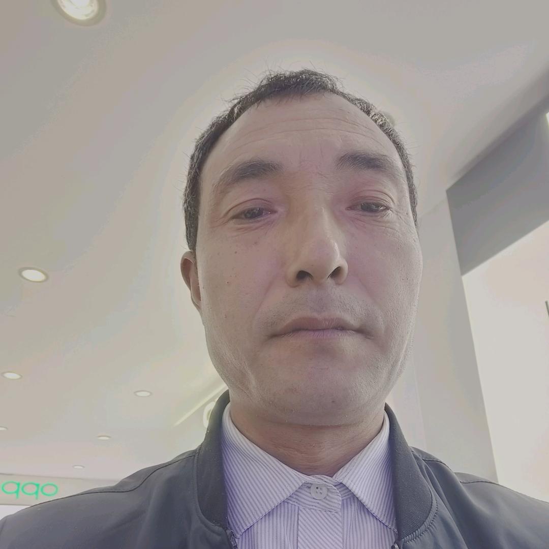 李长伟