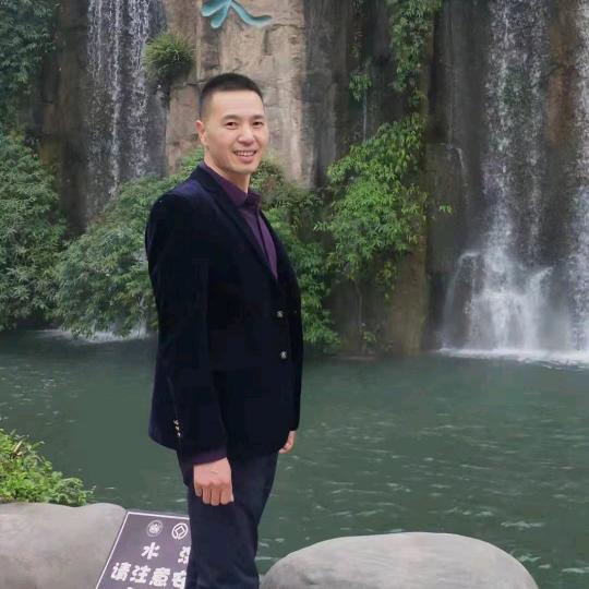 乐山平哥#媒摆摆