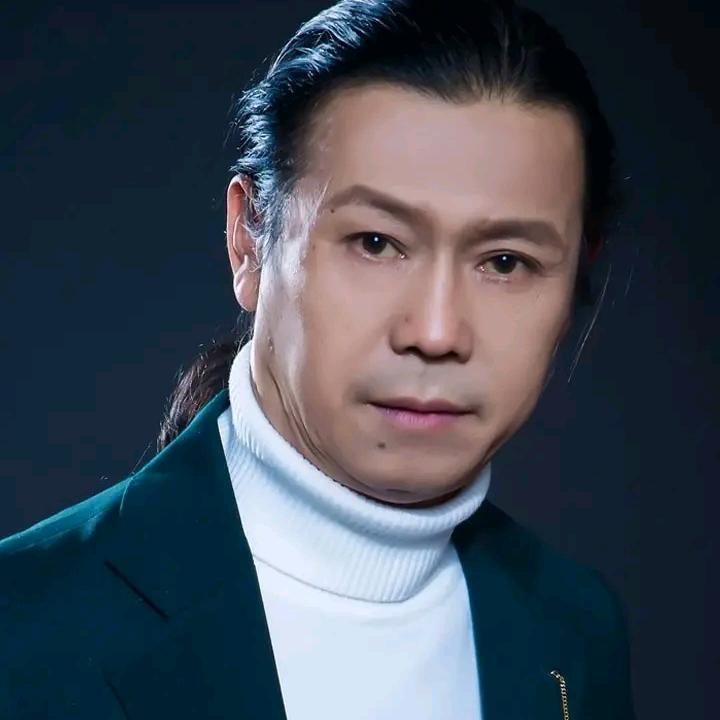 感恩歌手【付飞社老师粉丝】