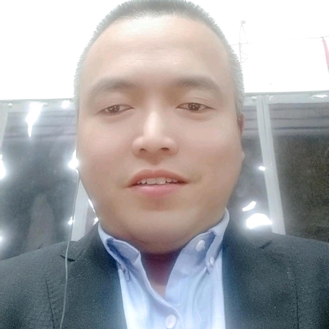 严文轩(主持/二)