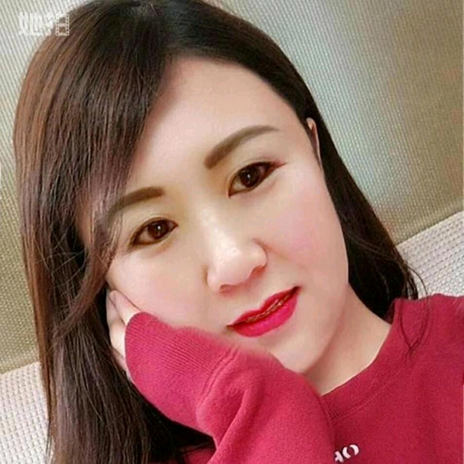 清露盈荷