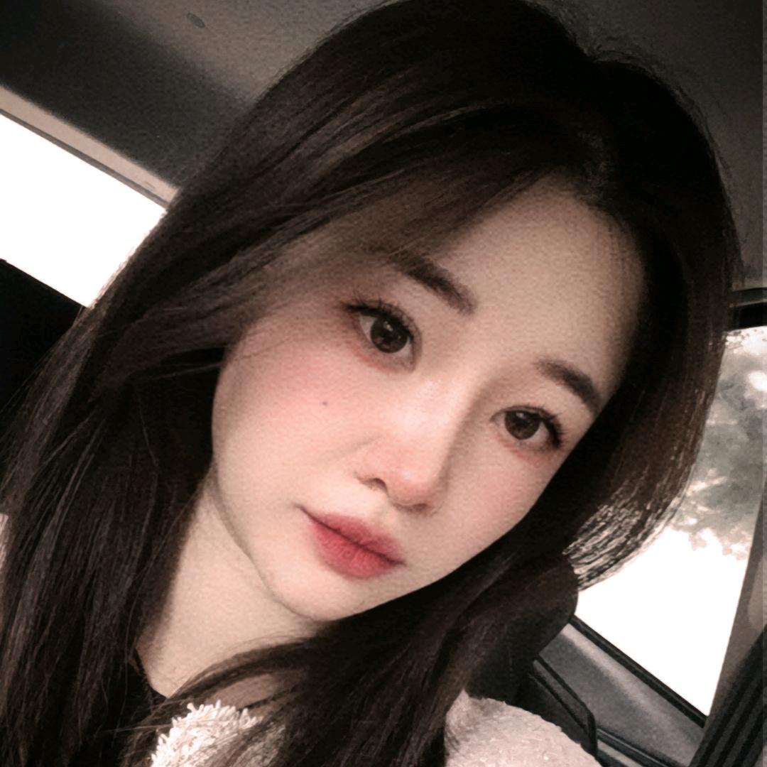 啊姣(柳城化妆师)