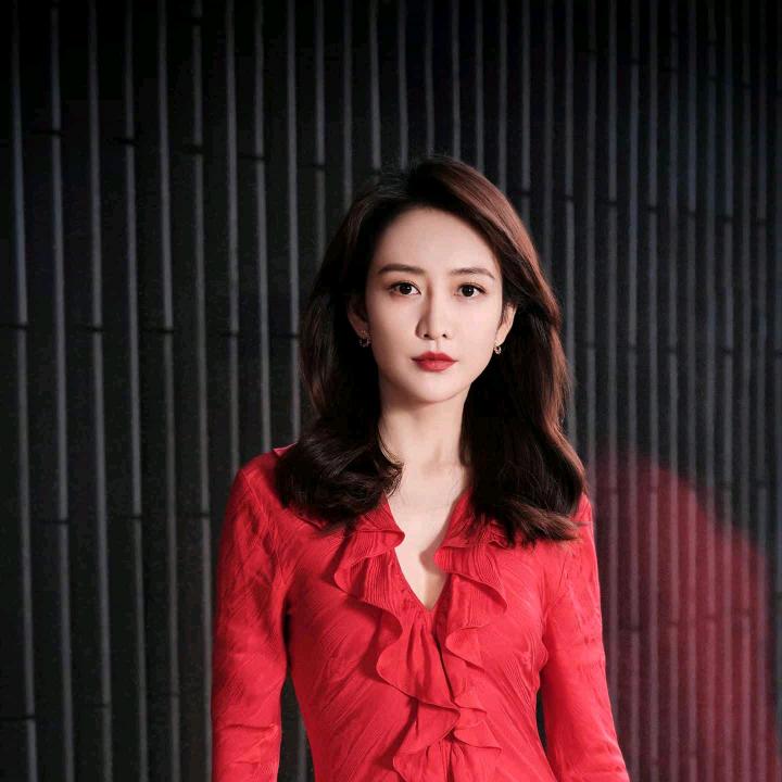 段彩玲