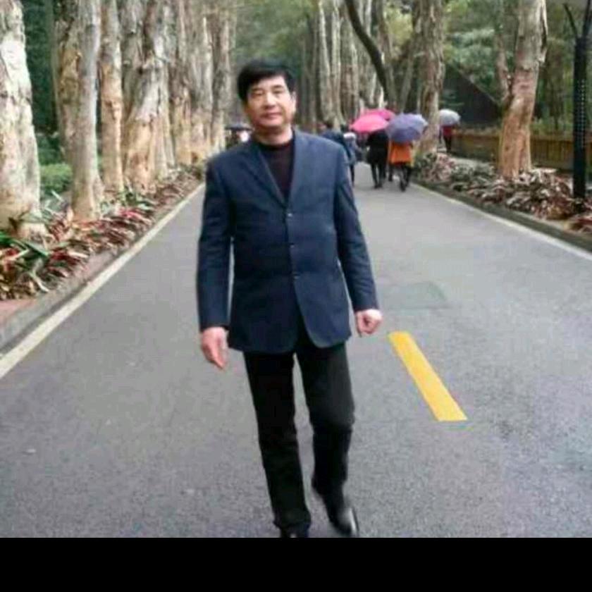 @包子爸爸