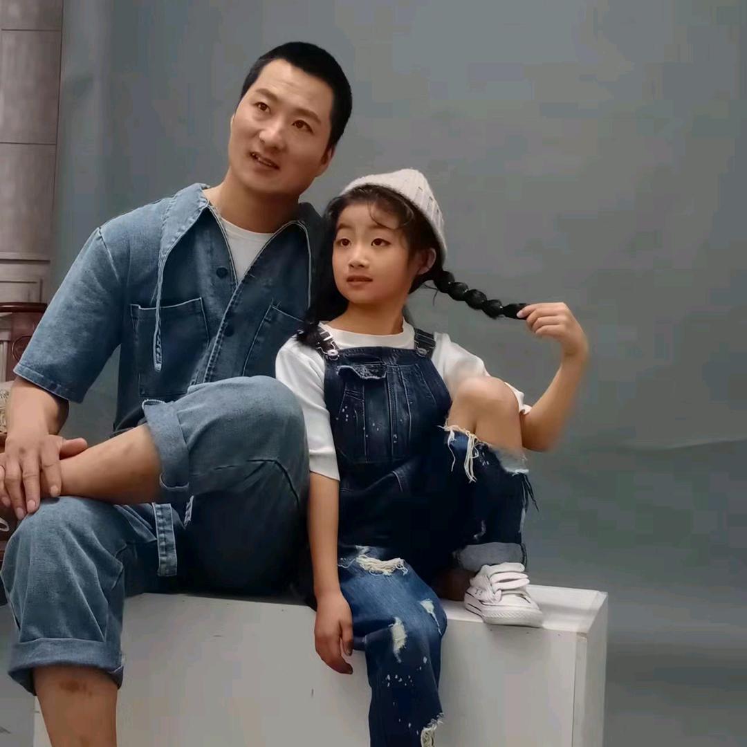 瓦工志伟达银启建筑材料商行