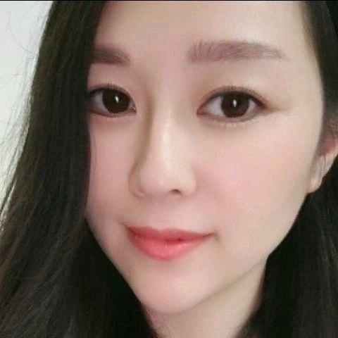 英子💃