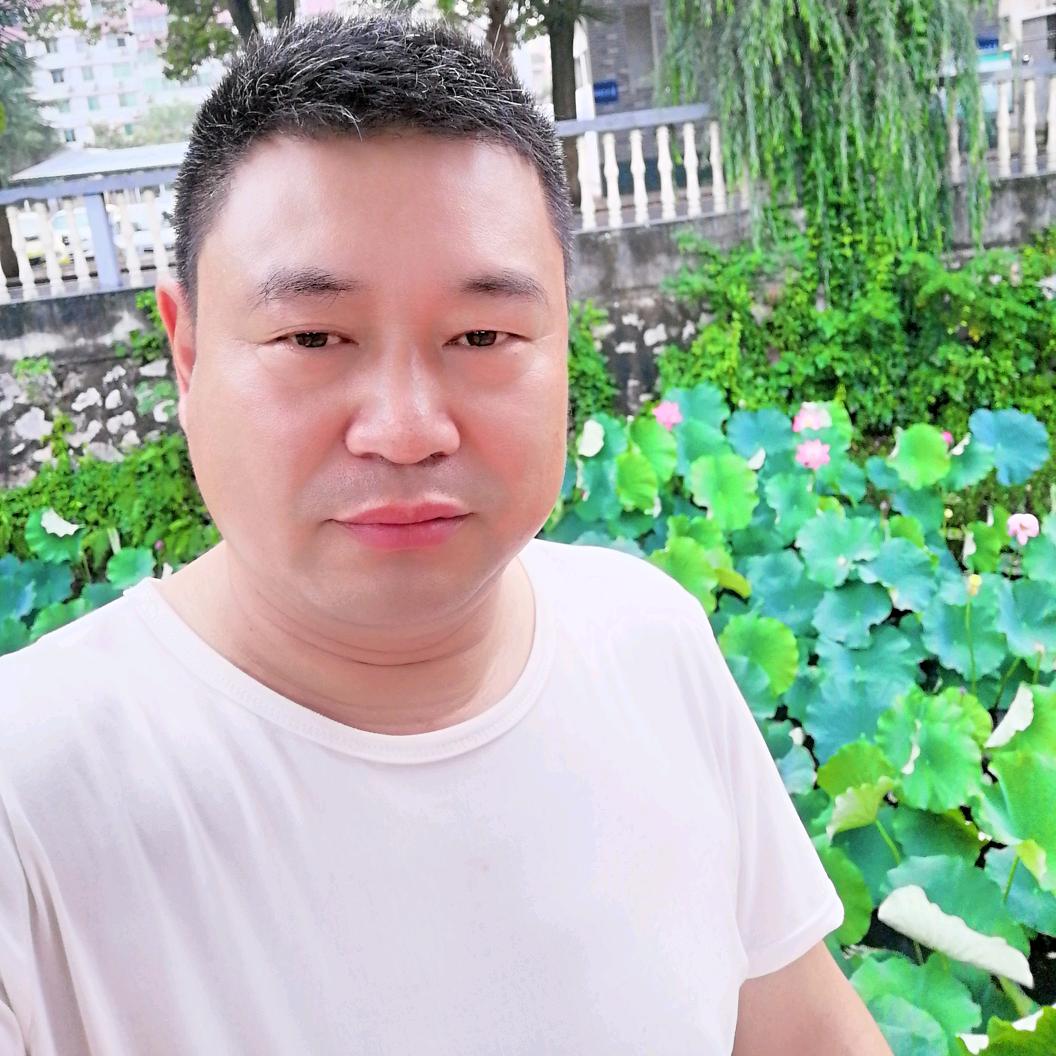 杨圣友