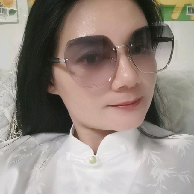 小鱼儿爱生活