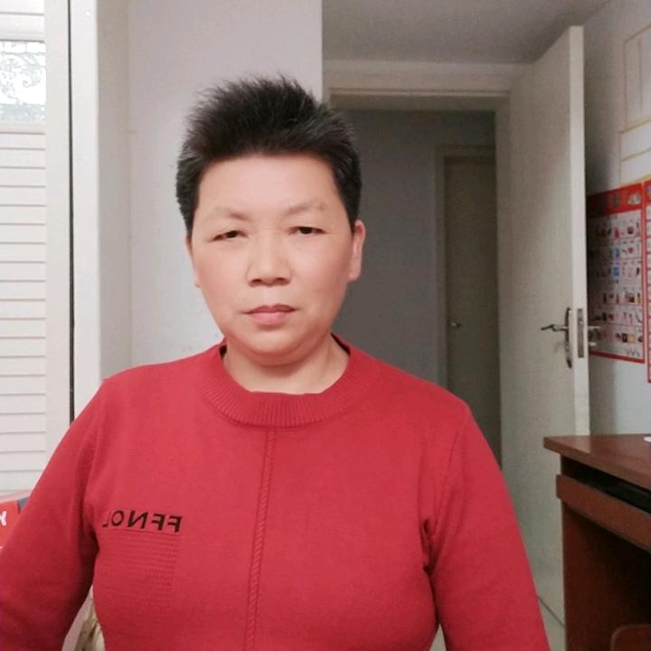 情怀姐（下午15：30开播）