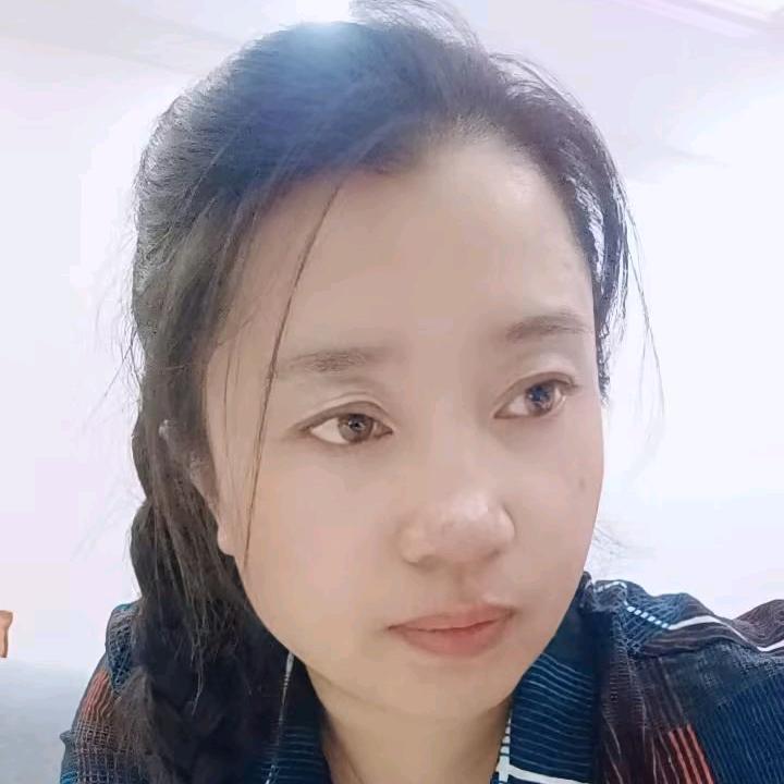 佳雯