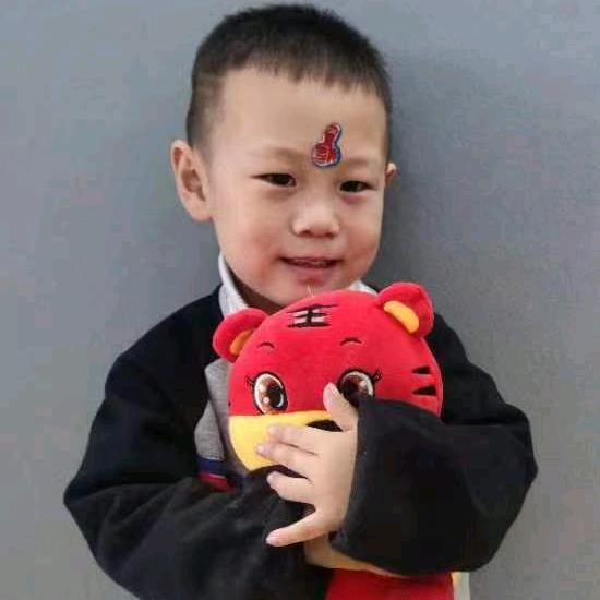 给生活比个叶丶