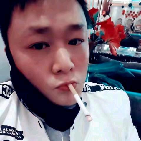 Bobo 第1极光男神帅气最爱183cm