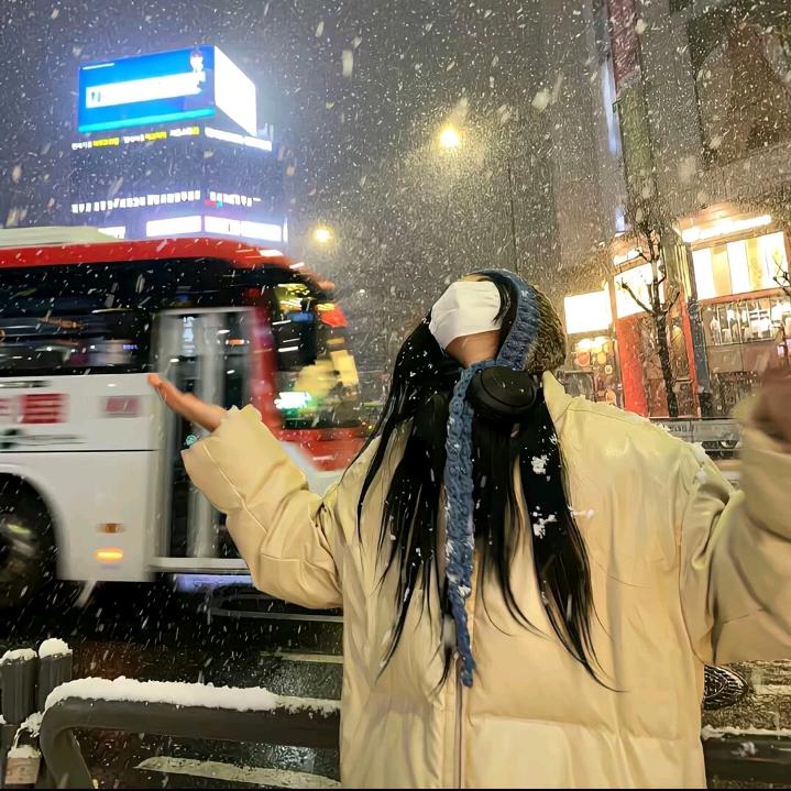 伊人✔