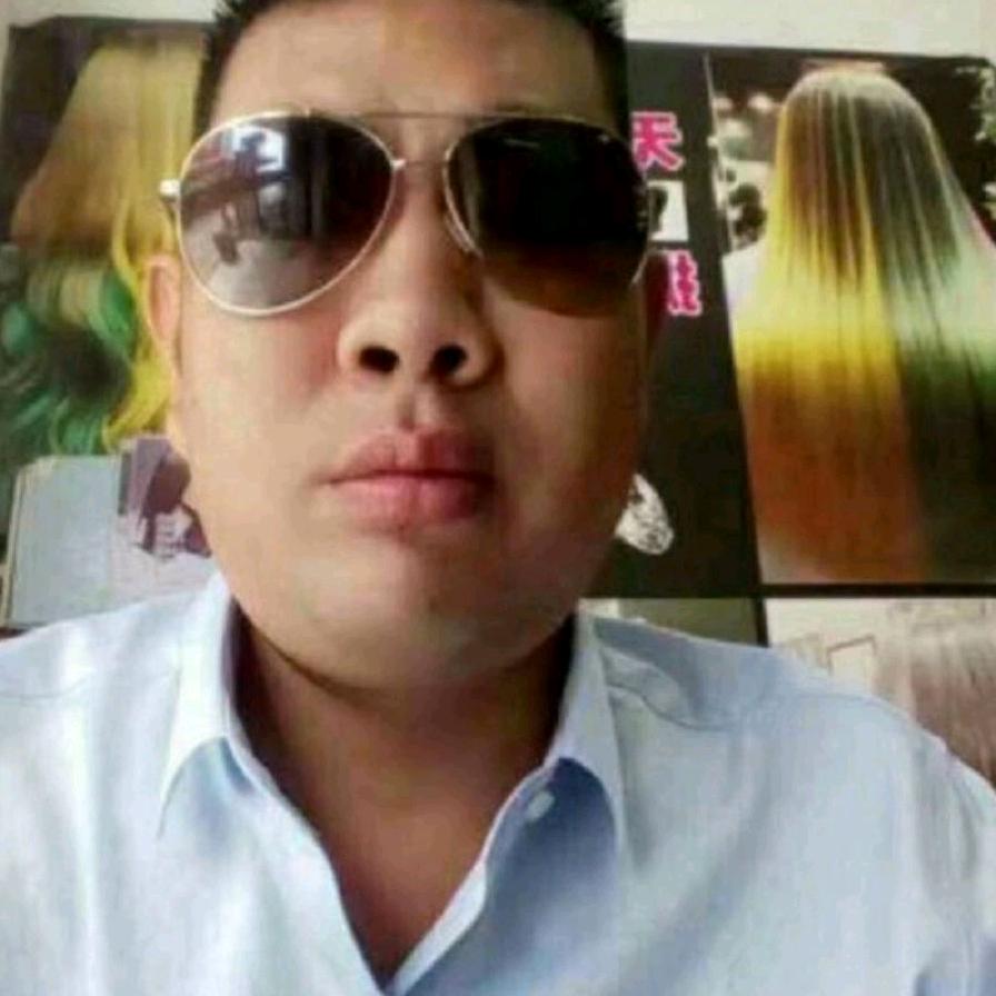 寂寞男孩