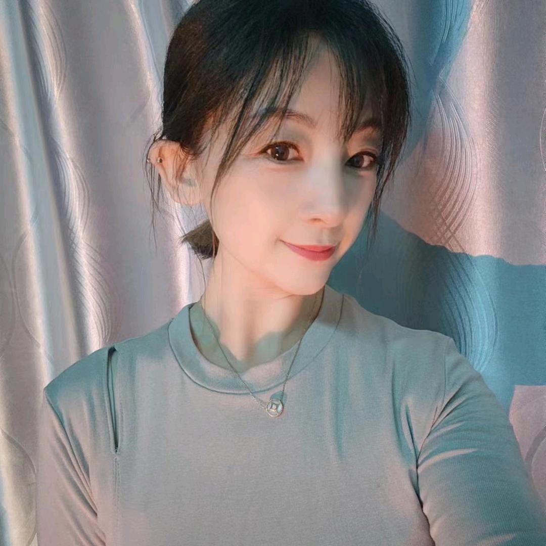 萃华金店阜新一店李丹